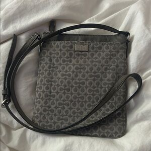 Coach Madison 49746 Op Art Needlepoint Swingpack (Professionally Restored)